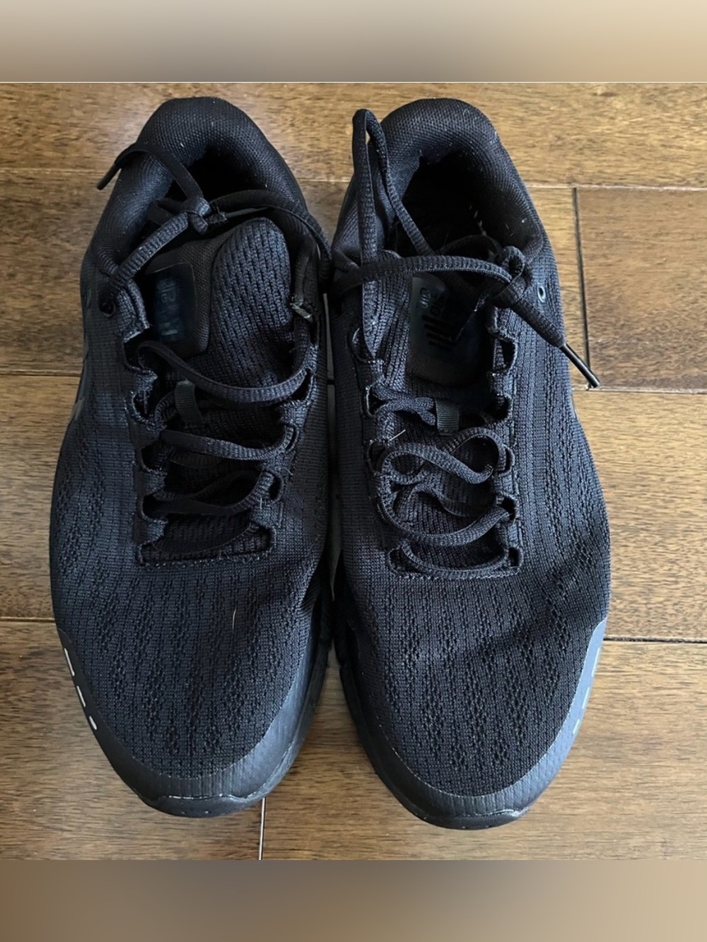 Under Armour Men's Black Knit Running Sneakers